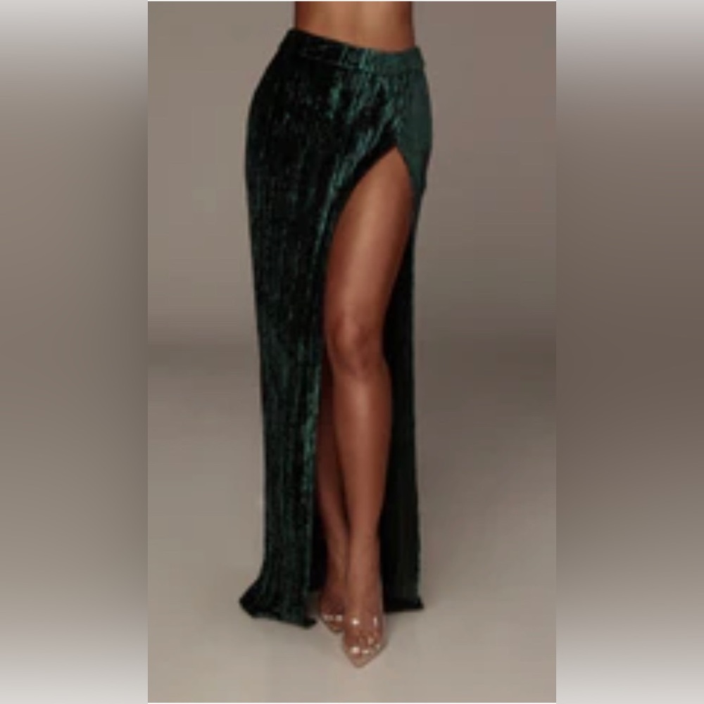 Velvet High Slit Skirt